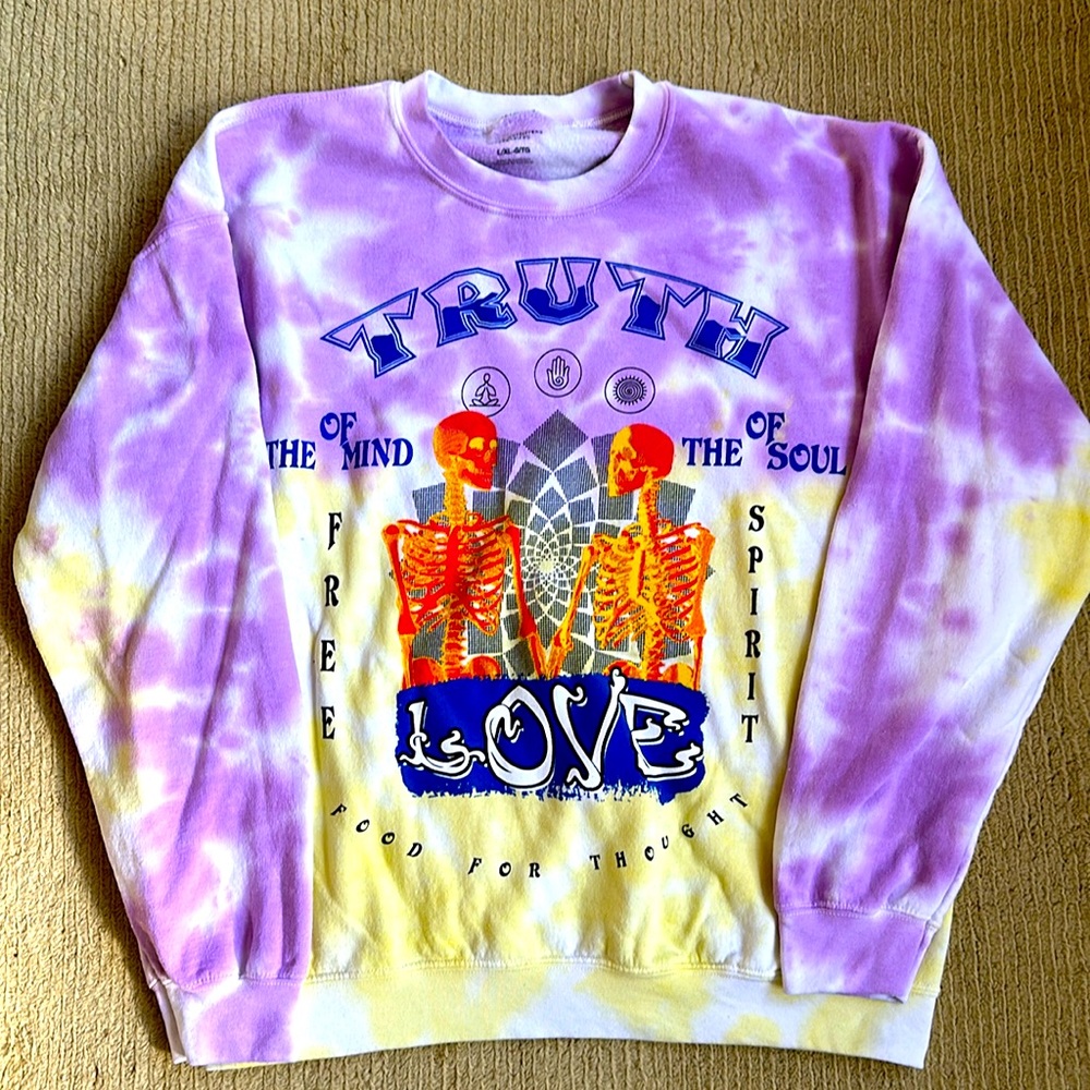 Urban Outfitter oversized sweatshirt